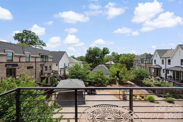 512 Living Way, Charlotte, NC 28204
