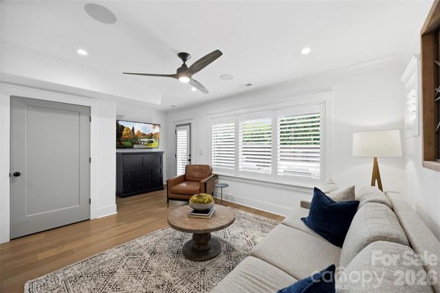 512 Living Way, Charlotte, NC 28204