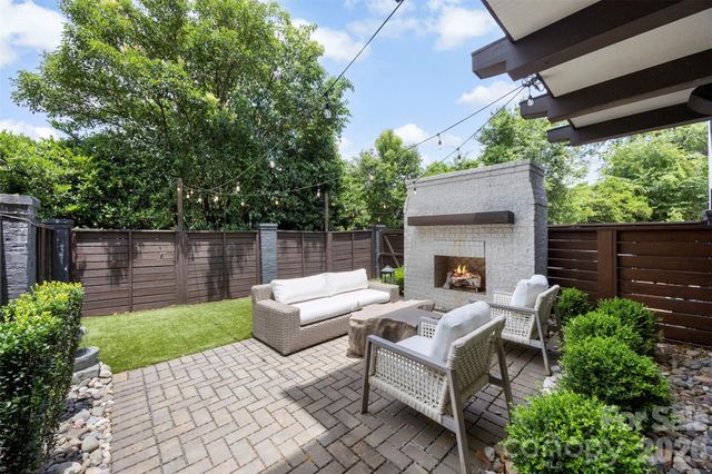 512 Living Way, Charlotte, NC 28204