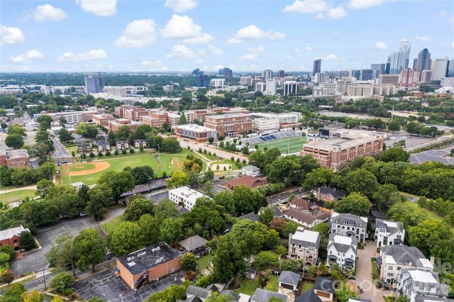 512 Living Way, Charlotte, NC 28204