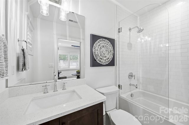512 Living Way, Charlotte, NC 28204