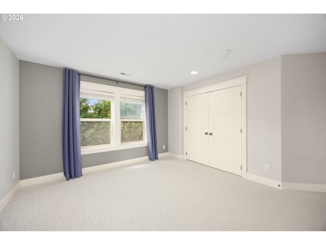 13980 Se CLAREMONT St, Happy Valley, OR 97086