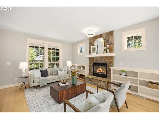 13980 Se CLAREMONT St, Happy Valley, OR 97086