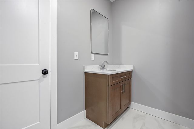 2 Rounds Avenue, East Providence, RI 02915