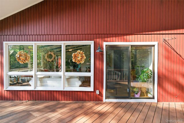 75 Pebble Path, Rock Hill, NY 12775