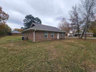 10 Meadowlark Drive, Cabot, AR 72023
