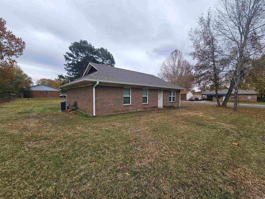 10 Meadowlark Drive, Cabot, AR 72023