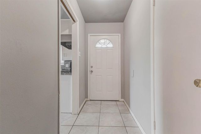 3918 Dalmatian Drive, Houston, TX 77045