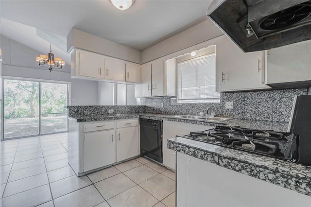 3918 Dalmatian Drive, Houston, TX 77045