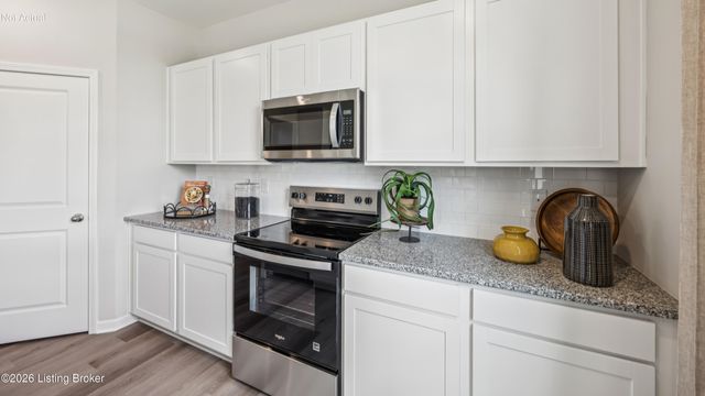7054 Train Station Way, Louisville, KY 40272