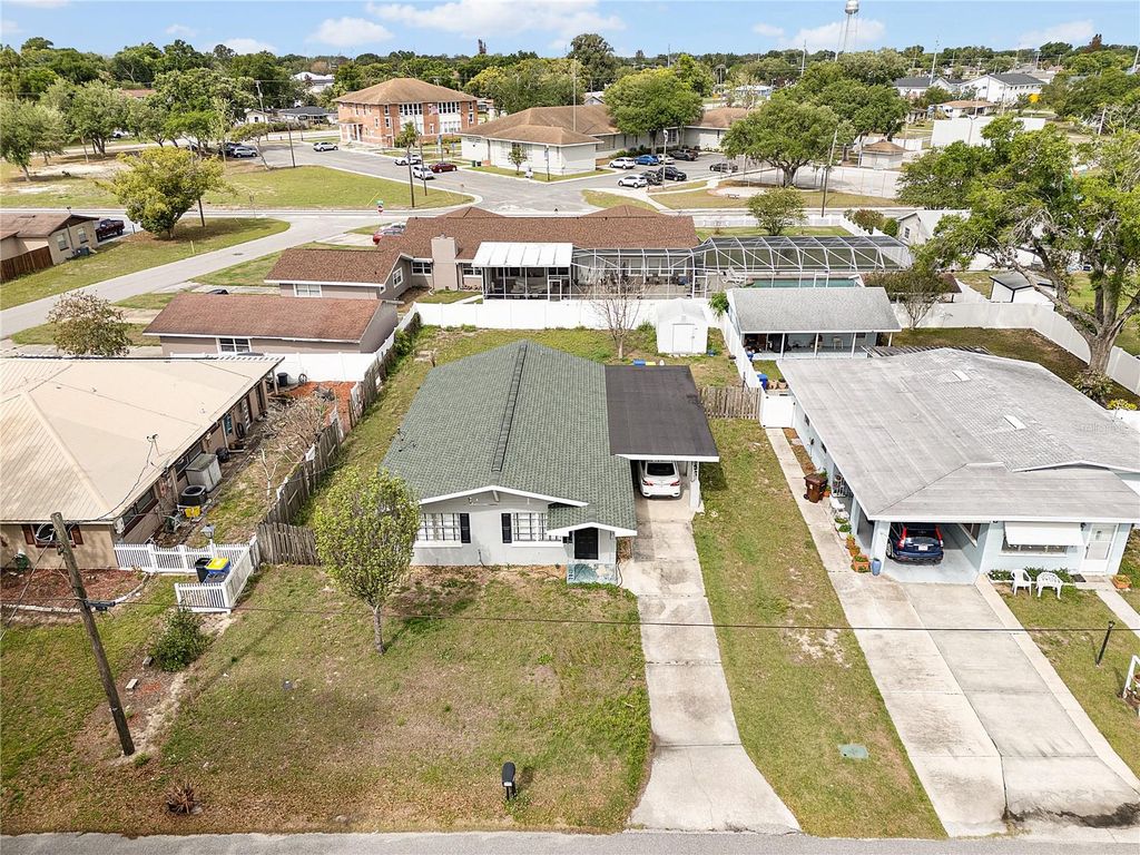 Image 22 of property listing at 885 N 9TH STREET, Eagle Lake, FL 33839