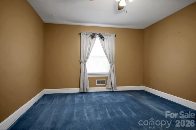 3021 Davis Park Road, Gastonia, NC 28052