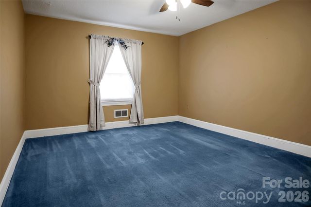 3021 Davis Park Road, Gastonia, NC 28052