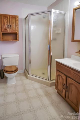 3021 Davis Park Road, Gastonia, NC 28052