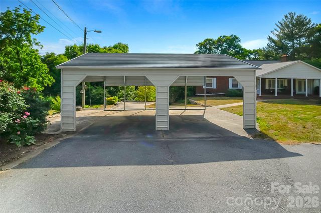3021 Davis Park Road, Gastonia, NC 28052