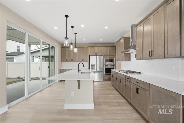 6050 N Torva Ave, Meridian, ID 83646