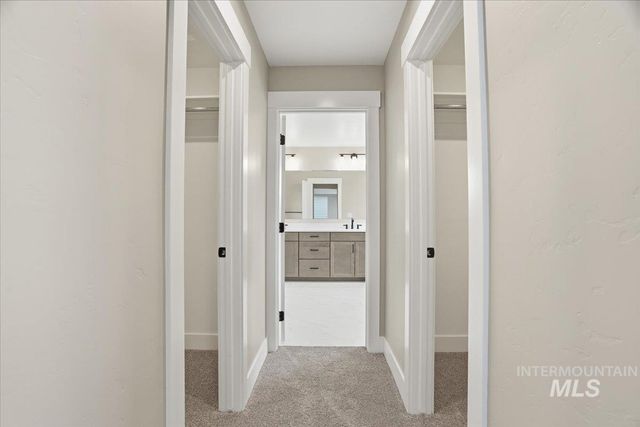 6050 N Torva Ave, Meridian, ID 83646