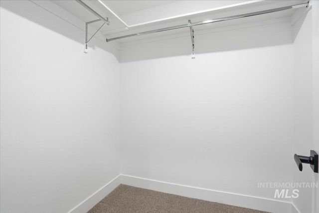 6050 N Torva Ave, Meridian, ID 83646