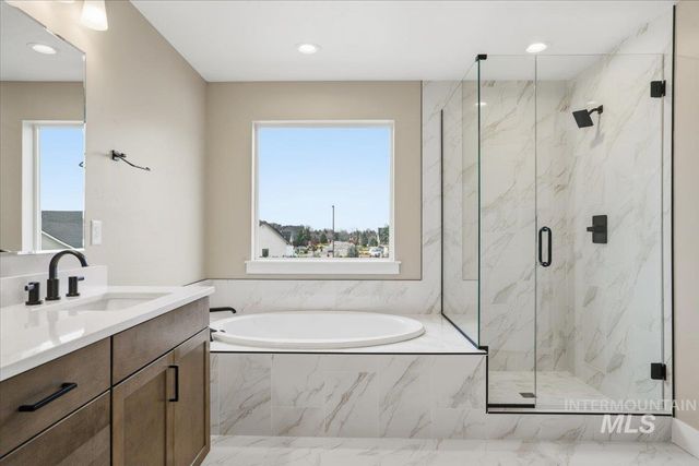 6050 N Torva Ave, Meridian, ID 83646