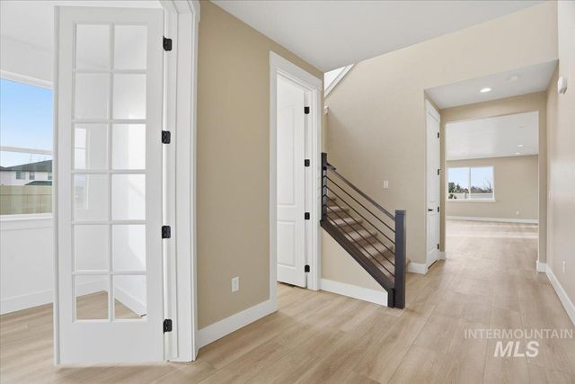 6050 N Torva Ave, Meridian, ID 83646