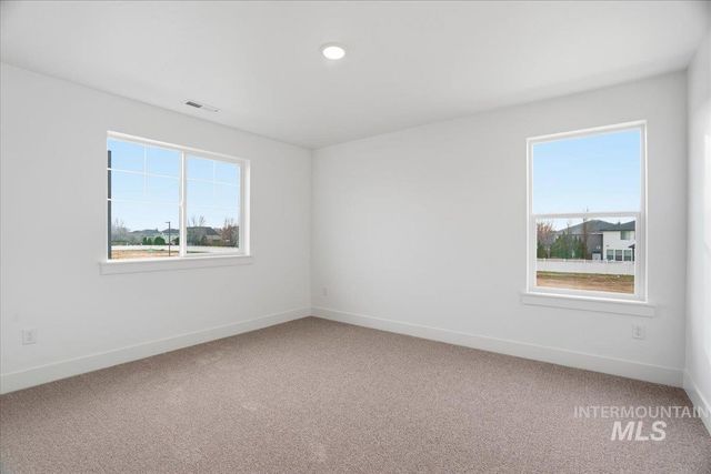 6050 N Torva Ave, Meridian, ID 83646