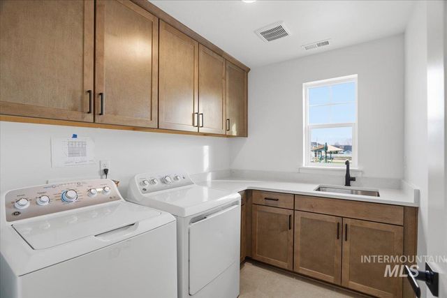 6050 N Torva Ave, Meridian, ID 83646