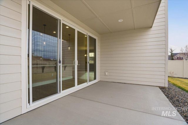 6050 N Torva Ave, Meridian, ID 83646