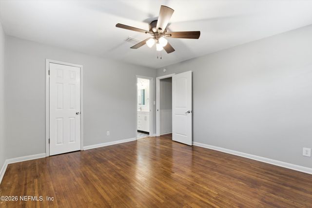 1218 SEABREEZE Avenue, Jacksonville Beach, FL 32250