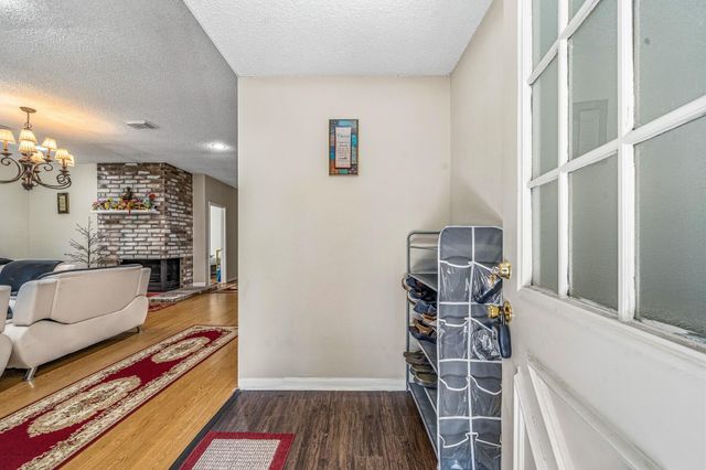 9915 Villa Verde Drive, Houston, TX 77064