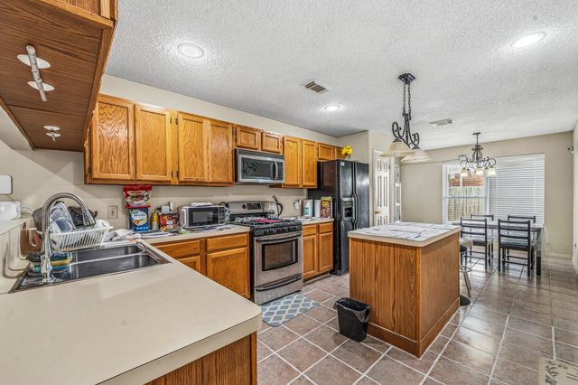 9915 Villa Verde Drive, Houston, TX 77064