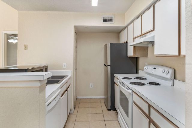 2217 GRAND CAYMAN COURT 1237, Kissimmee, FL 34741