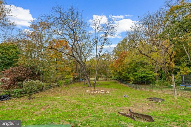 121 E HARMONY RD, West Grove, PA 19390