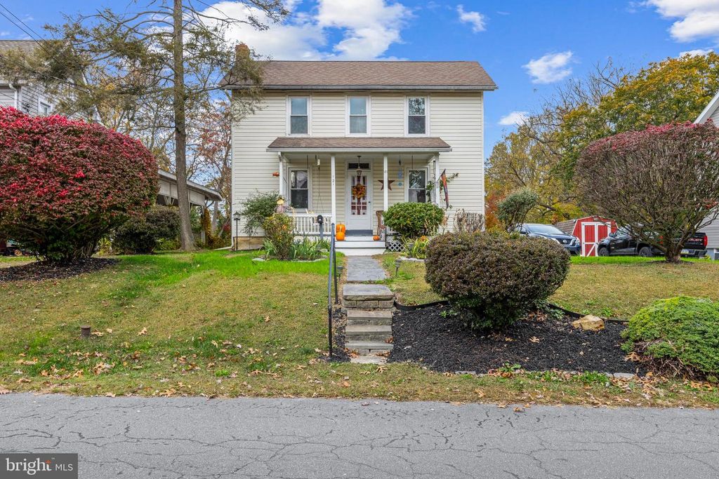 121 E HARMONY RD, West Grove, PA 19390