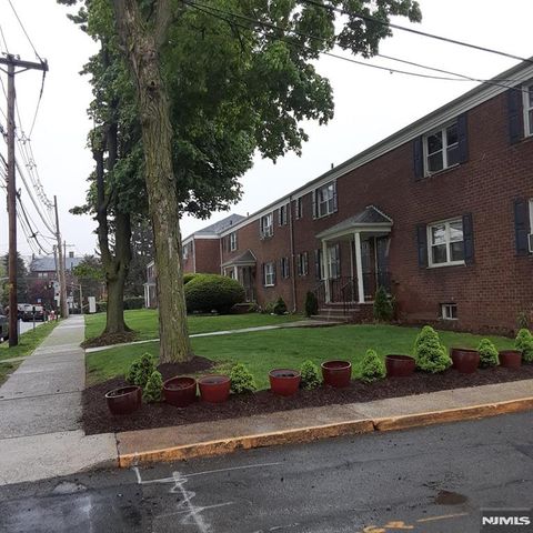 445 Main Street, Fort Lee, NJ 07024