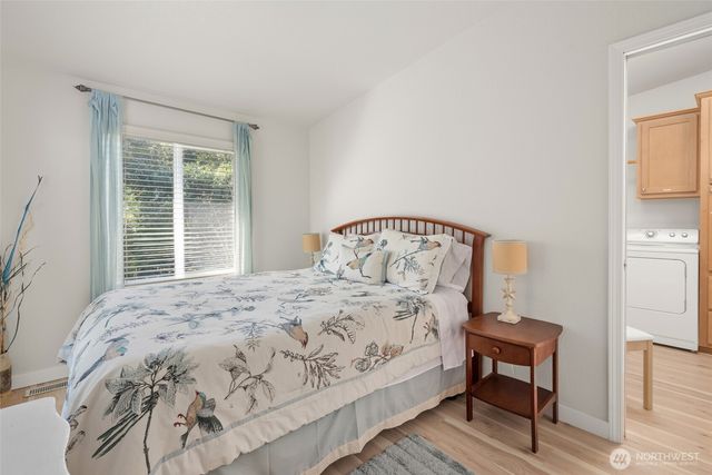 215 S Harrington Lagoon Road, Coupeville, WA 98239