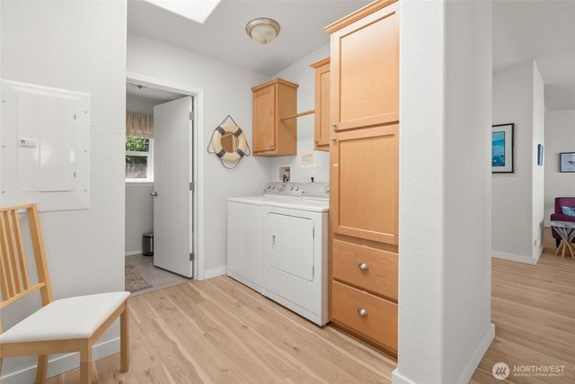 215 S Harrington Lagoon Road, Coupeville, WA 98239