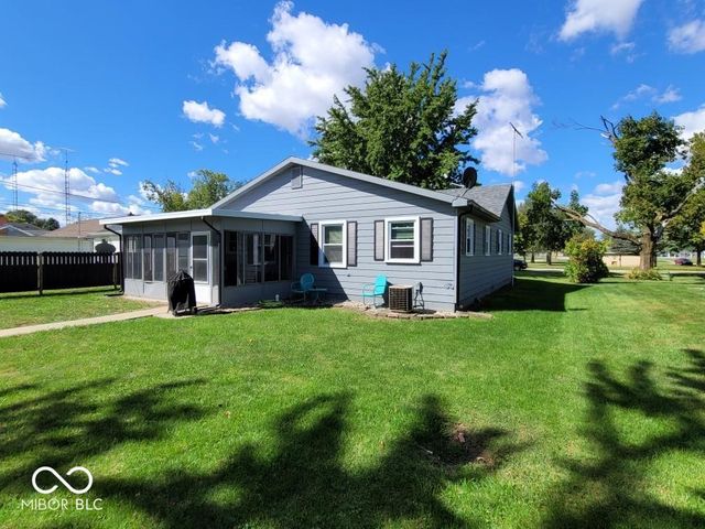 1316 N Park Boulevard, Rushville, IN 46173