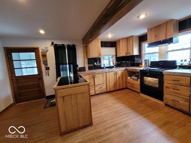 1316 N Park Boulevard, Rushville, IN 46173