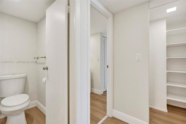 3401 N Country Club Drive EI403, Aventura, FL 33180