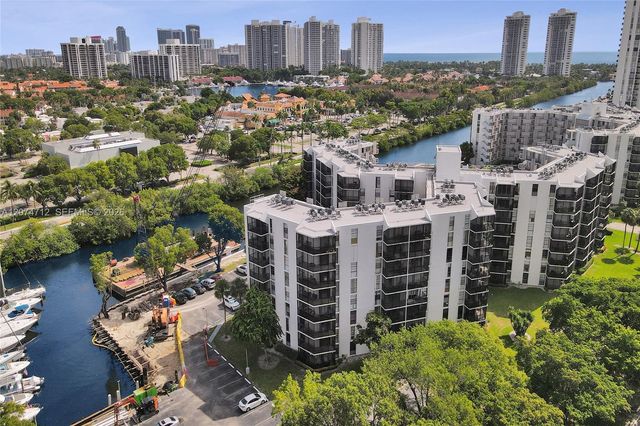 3401 N Country Club Drive EI403, Aventura, FL 33180