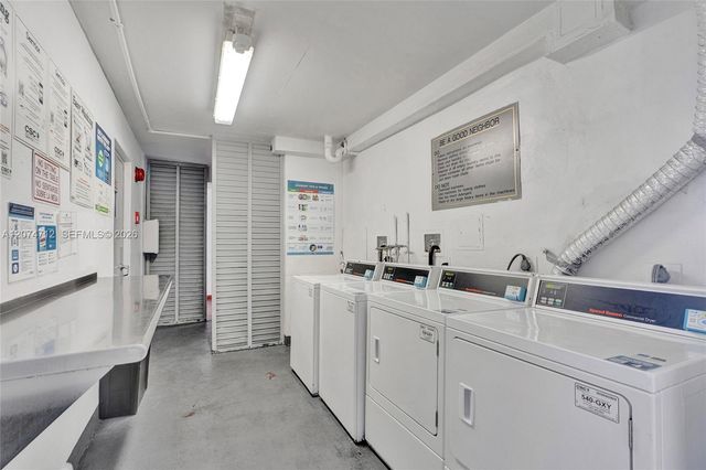 3401 N Country Club Drive EI403, Aventura, FL 33180