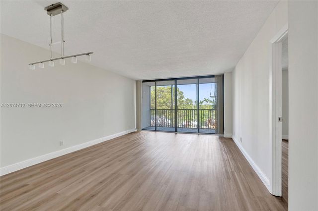 3401 N Country Club Drive EI403, Aventura, FL 33180