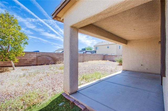 29 Blue Sunrise Avenue, North Las Vegas, NV 89031