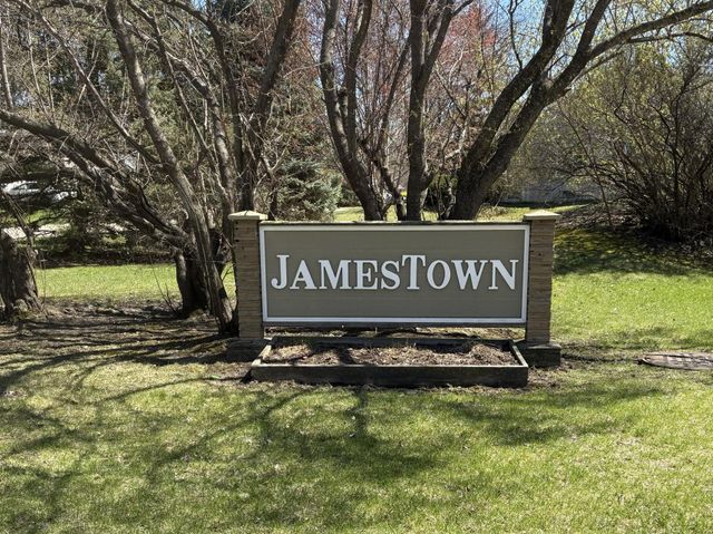 11270 50th Place N, Plymouth, MN 55442