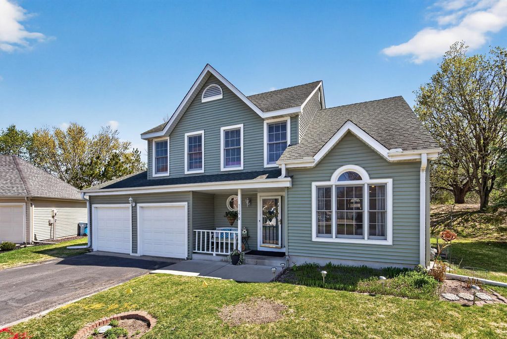 11270 50th Place N, Plymouth, MN 55442