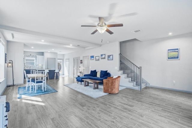 5909 Charles Merle DR 14, Austin, TX 78747