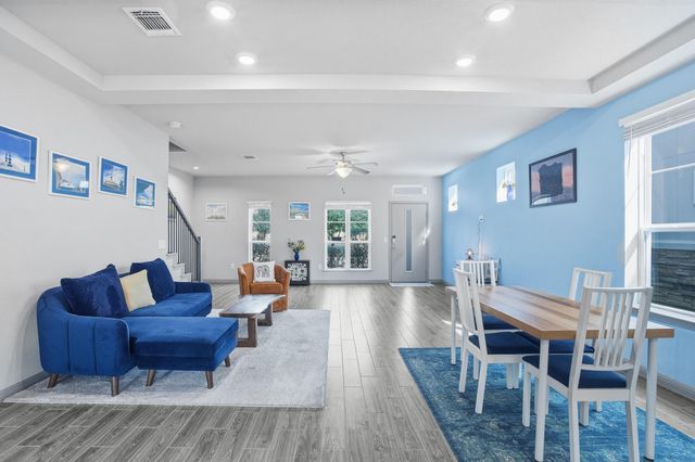 5909 Charles Merle DR 14, Austin, TX 78747