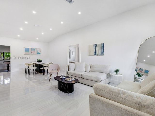 8635 N Miami Ave, El Portal, FL 33150