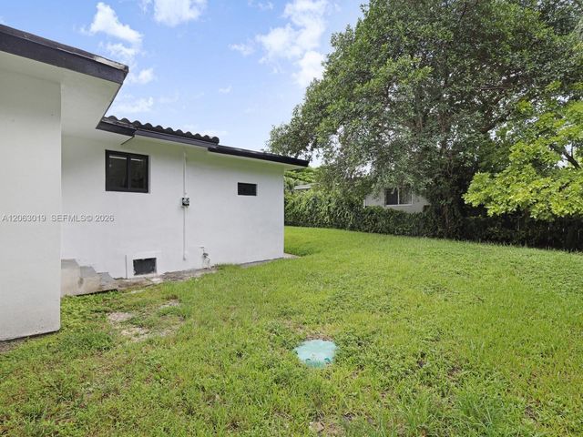 8635 N Miami Ave, El Portal, FL 33150