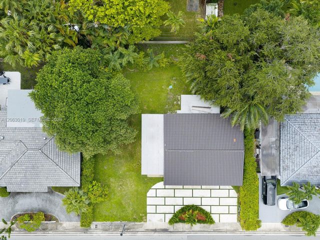 8635 N Miami Ave, El Portal, FL 33150